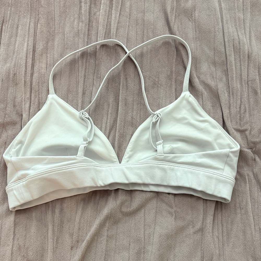 ALO Yoga White Cross-Back Bralette - Picture 2 of 3